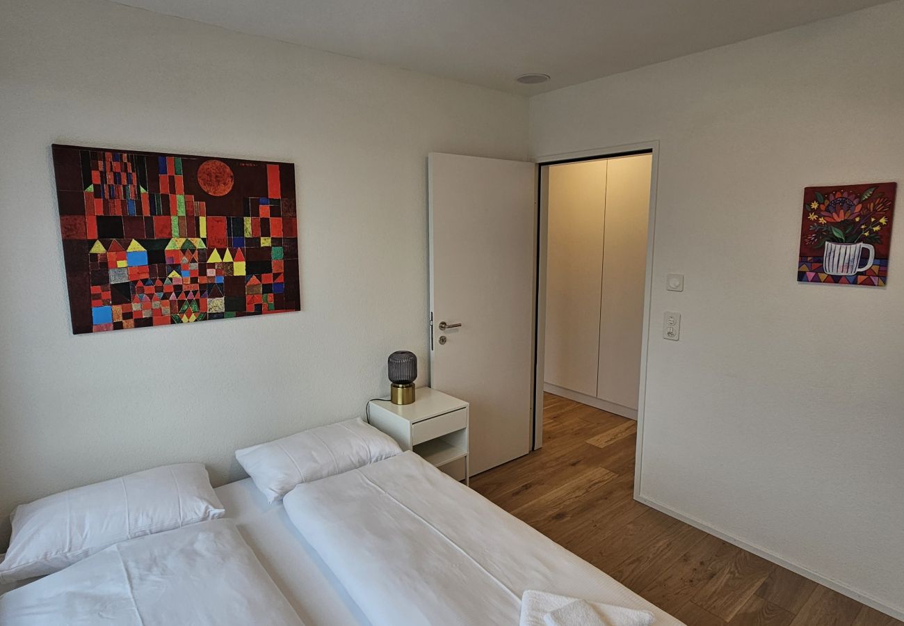 Ferienwohnung in Zürich - ZH Red 5 - Letzigrund HITrental Apartment