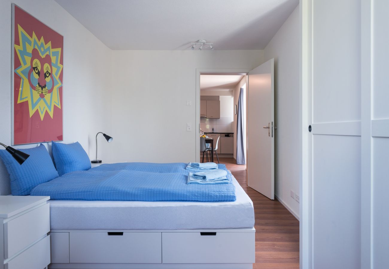 Ferienwohnung in Zürich - ZH Blue 4 - Letzigrund HITrental Apartment