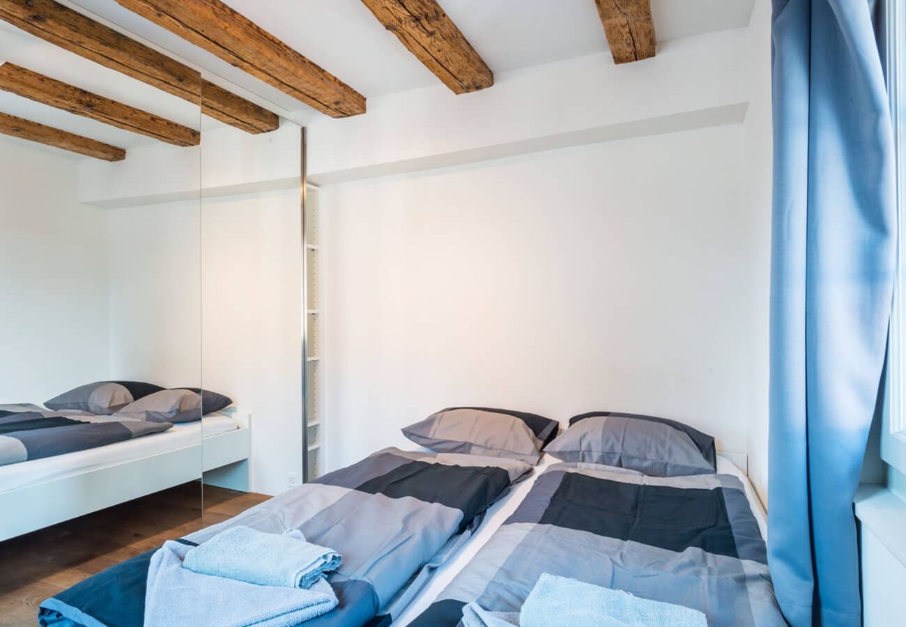 Ferienwohnung in Zürich - ZH Maisonette 4 - HITrental Schmidgasse Apartment