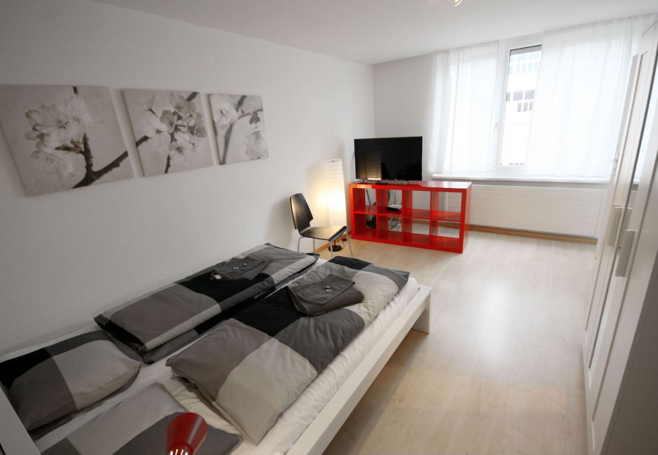 Apartamento en Zurich - ZH Pink EG - Letzigrund HITrental Apartment