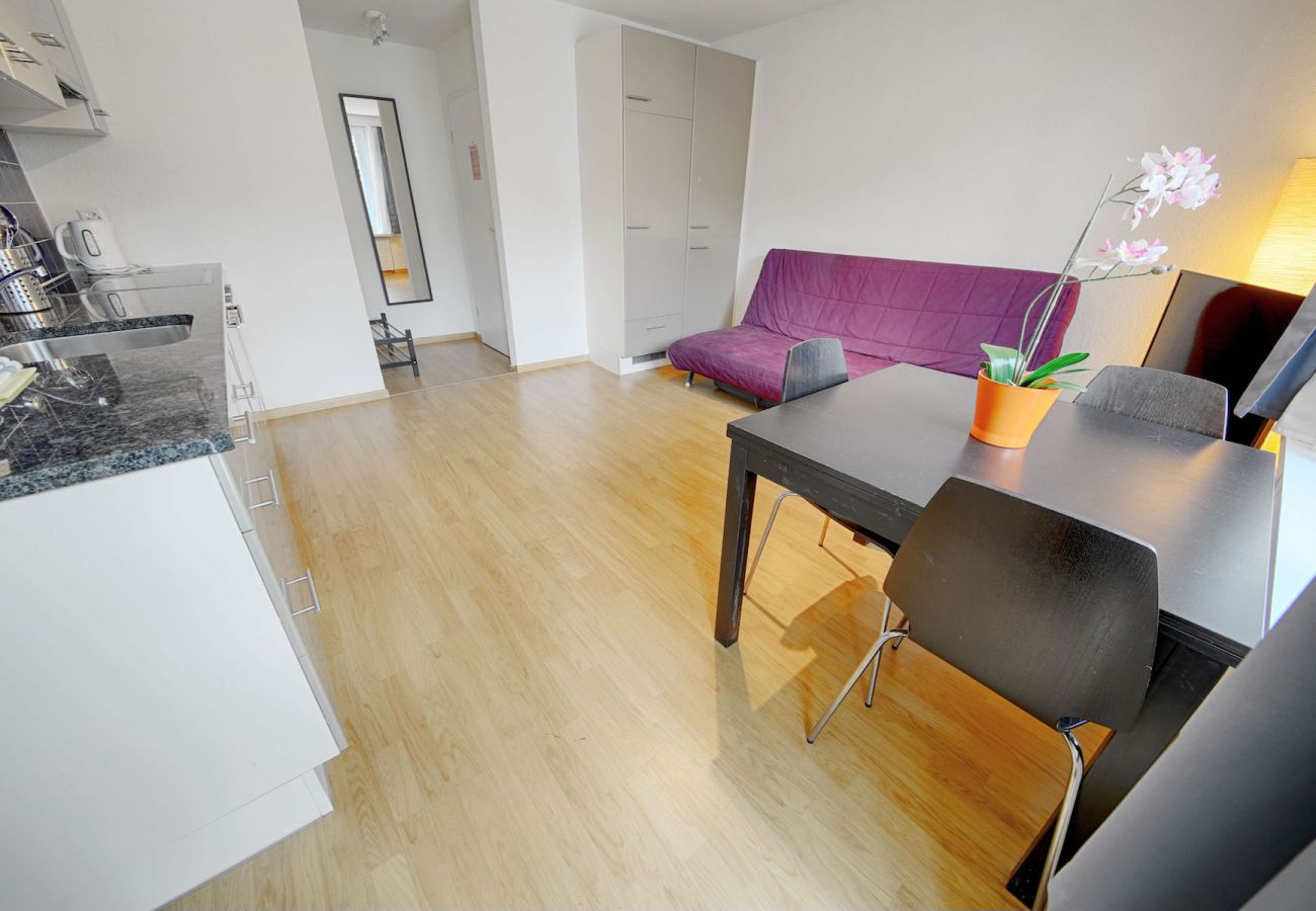 Apartament w Zurich - ZH Purple - Letzigrund HITrental Apartment