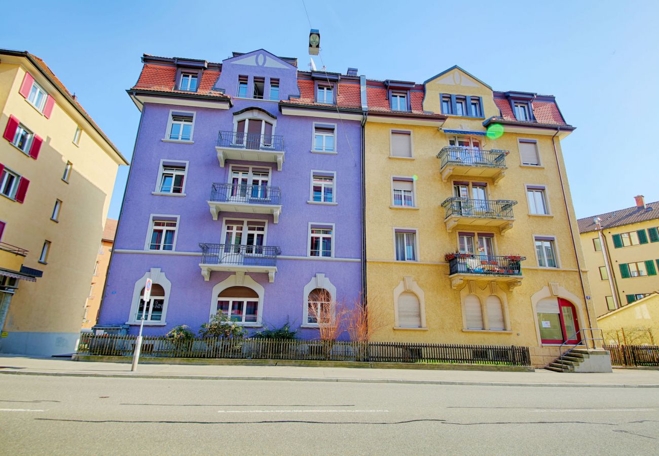 Studio w Zurich - ZH Cranberry lll - Oerlikon HITrental Apartment