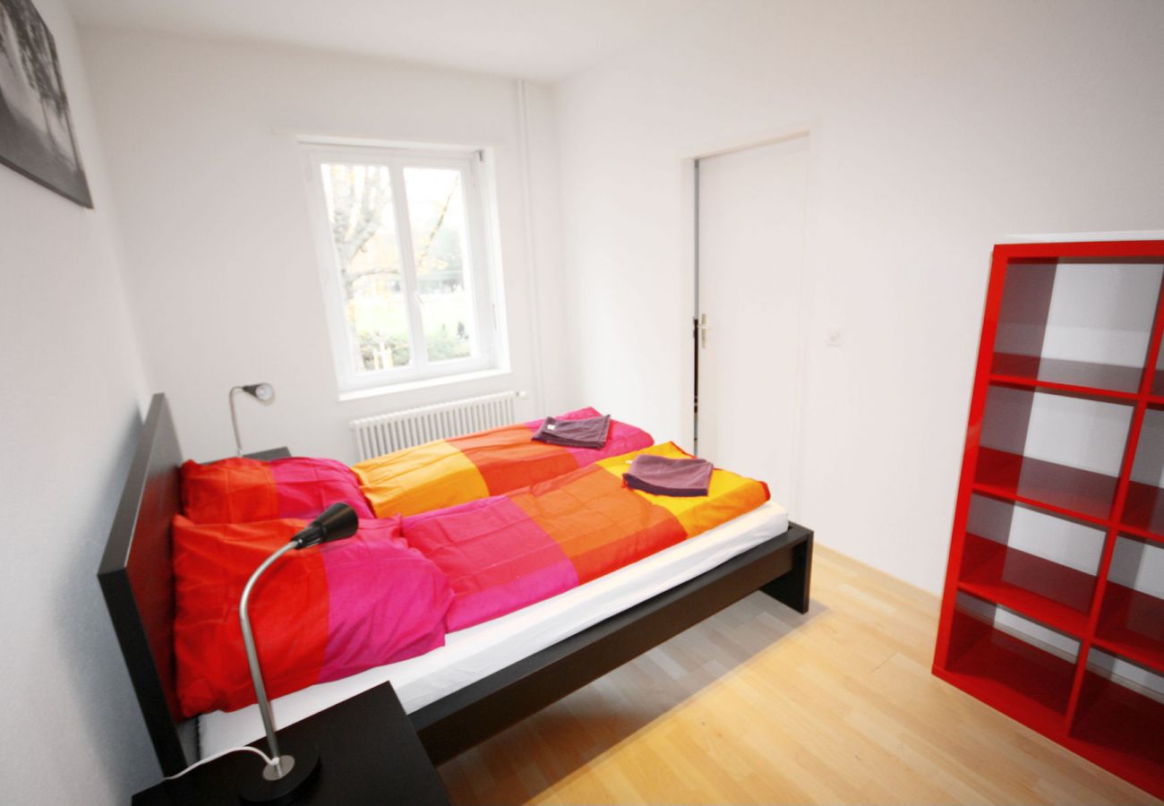 Апартаменты на Zurich - ZH DaCosta - Stauffacher HITrental Apartment